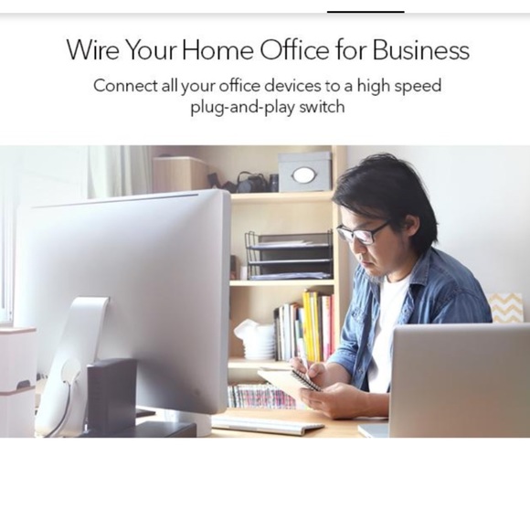 NIB NETGEAR 8-Port Gigabit Ethernet Switch 300 Switch GS308 - Picture 7 of 9